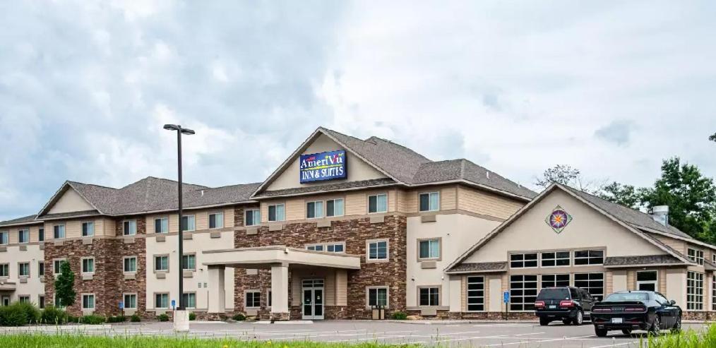 Amerivu Inn And Suites - Chisago City Екстериор снимка