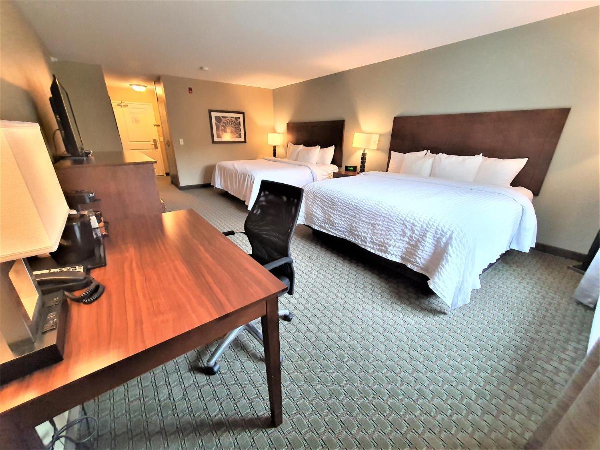 Amerivu Inn And Suites - Chisago City Екстериор снимка