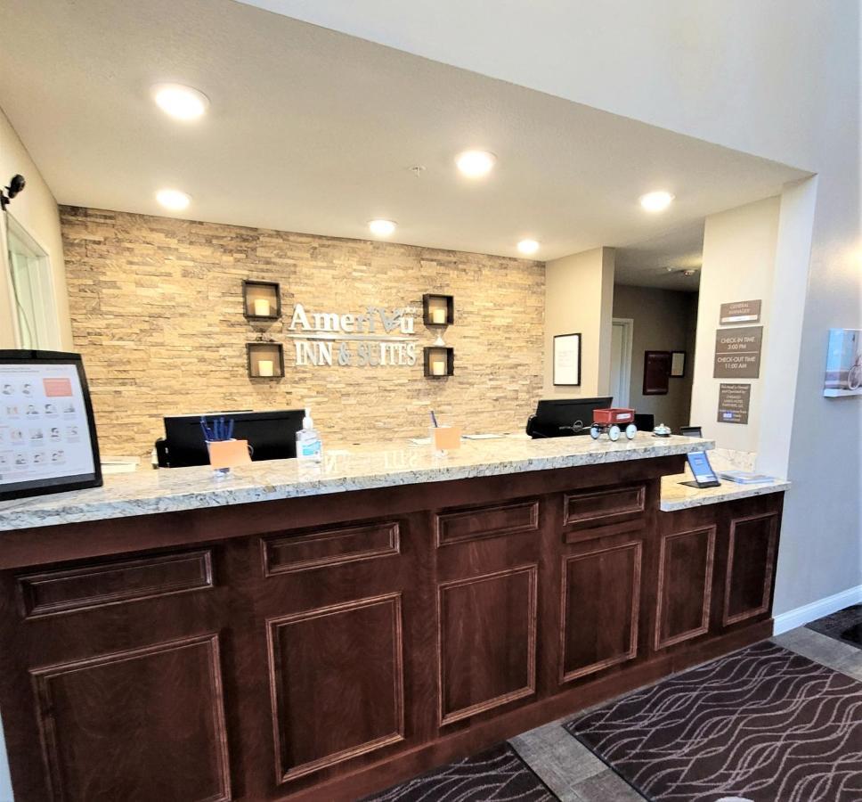 Amerivu Inn And Suites - Chisago City Екстериор снимка